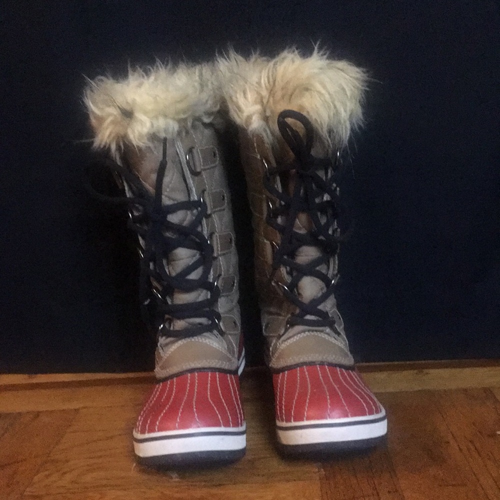 Sorel waterproof winter boots